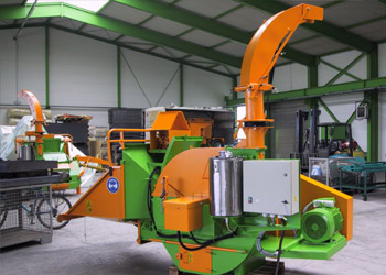 ЩЕПОРУБИТЕЛЬНАЯ МАШИНА Heizohack HM 6-300EM